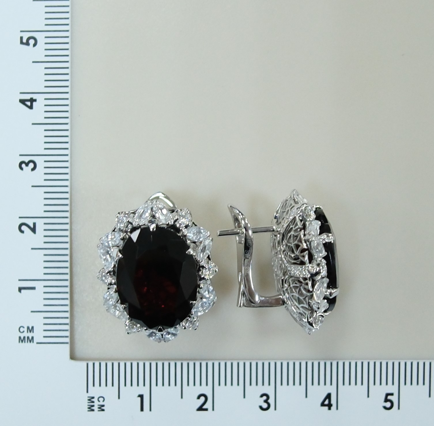 10512-000820 Серьги (Au 585)